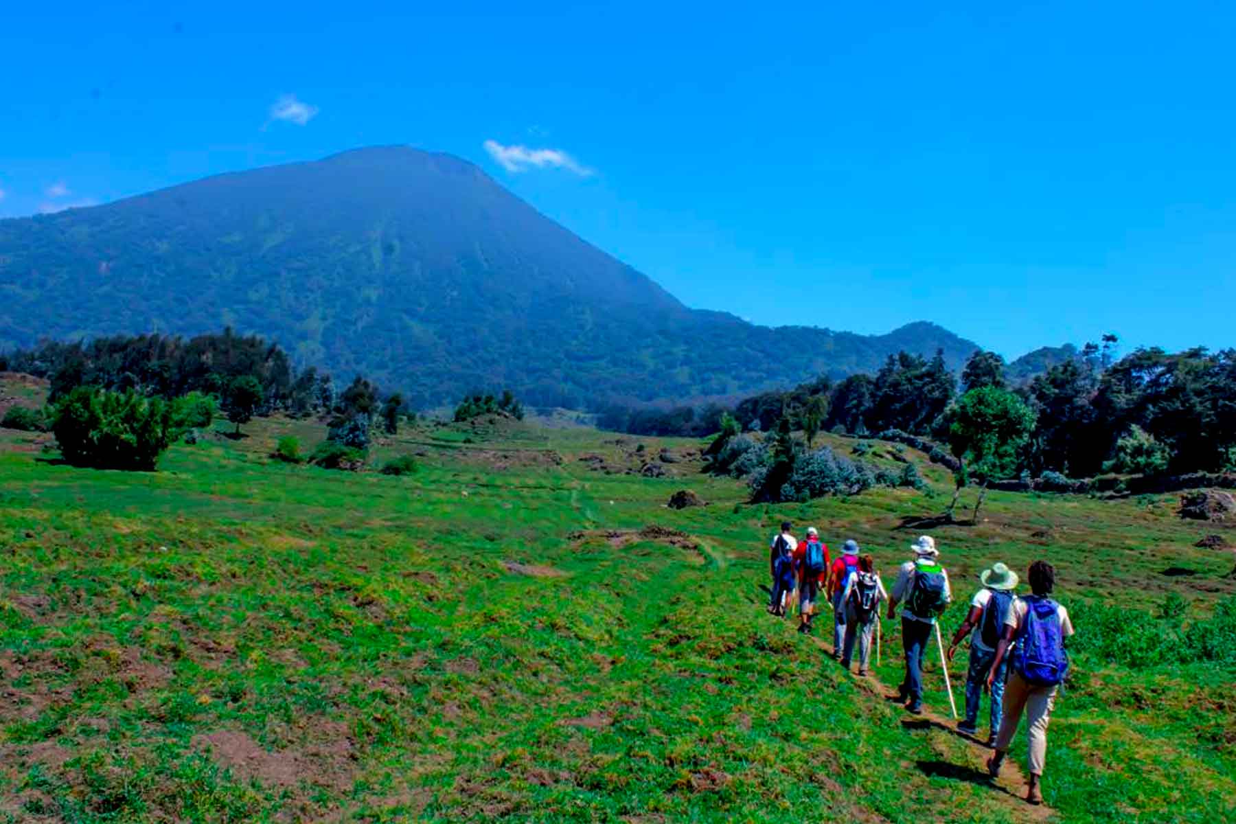 2-days-mount-karisimbi-hiking-adventure-tour