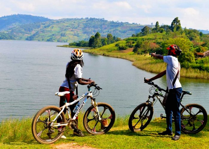 cycling-expeditions-around-lake-bunyonyi