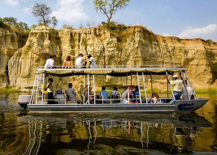 delta-boat-cruise-experience-in-murchison-falls-national-park