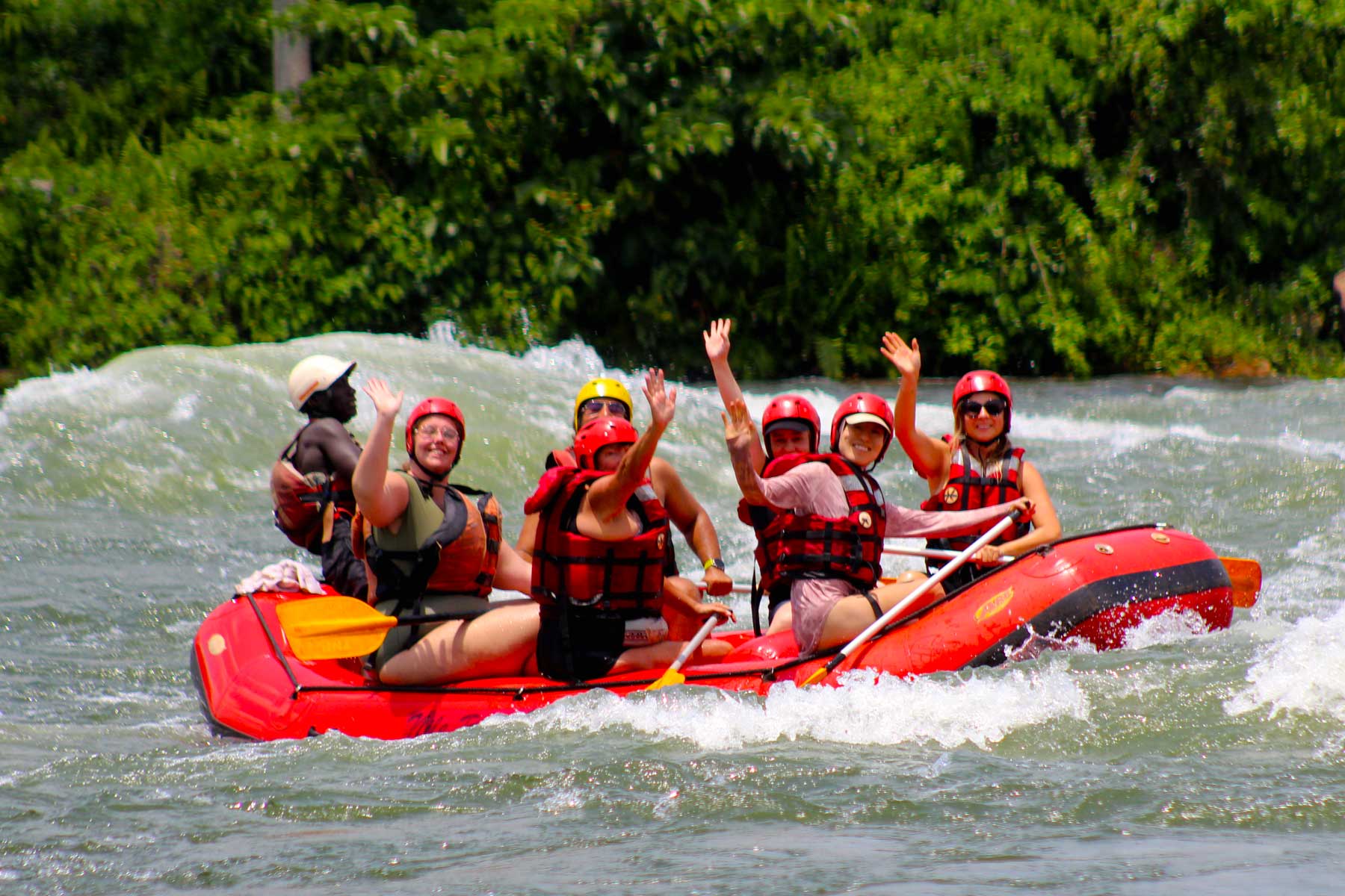 surviving-your-first-time-river-white-water-rafting-experience