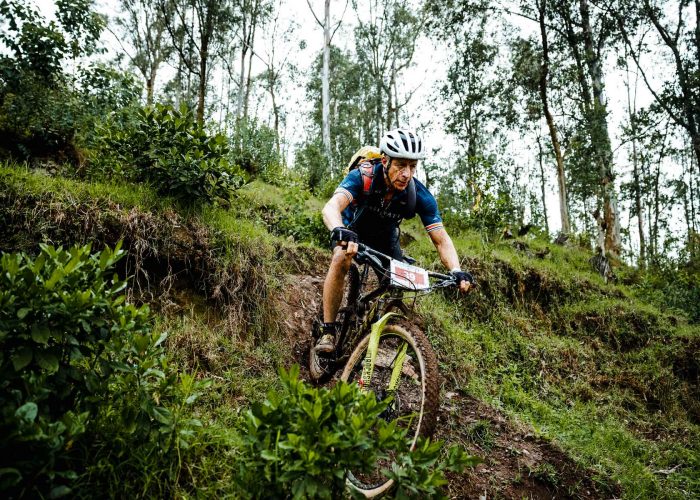 biking-on-the-congo-nile-trail-in-rwanda